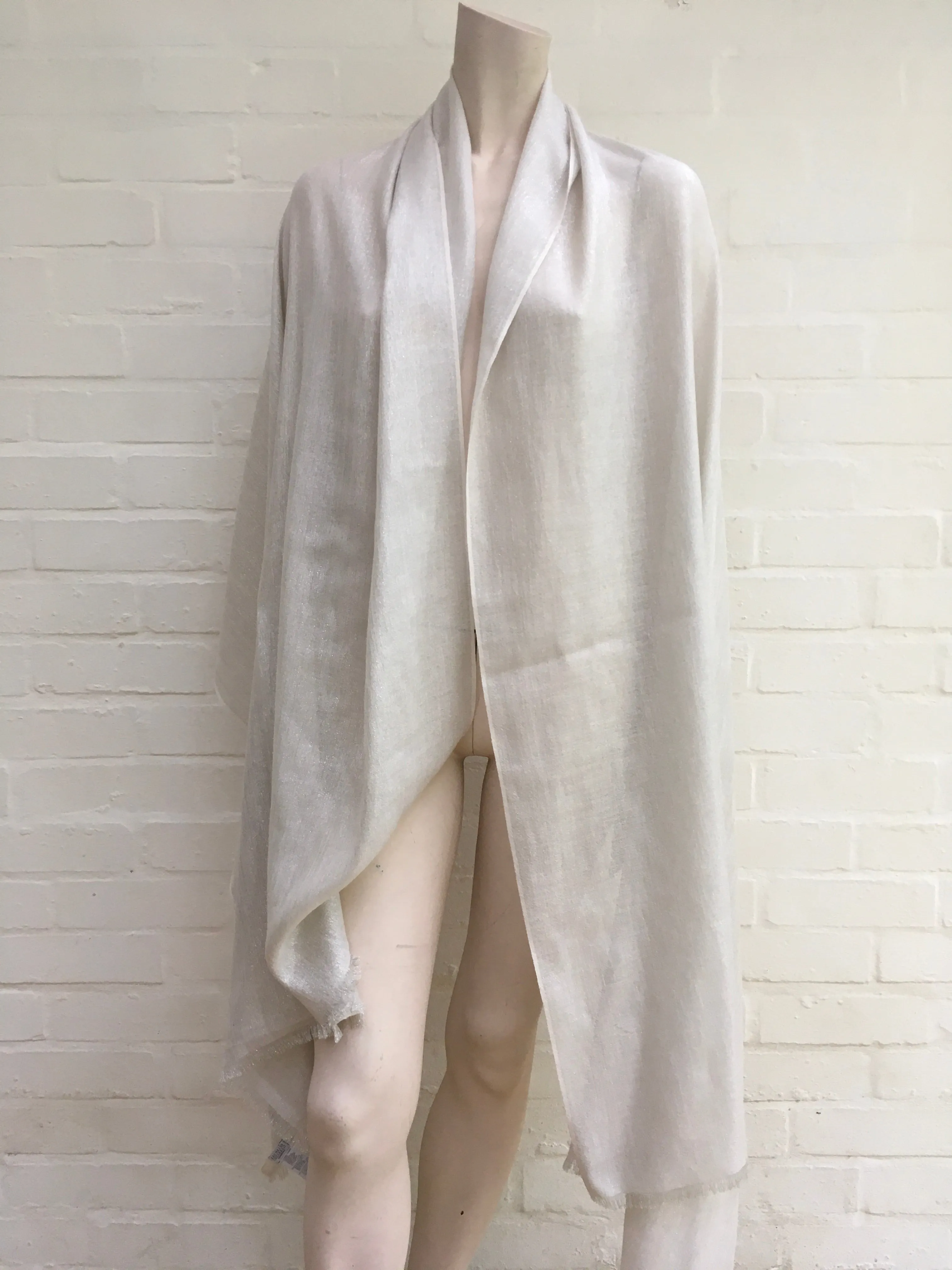 Brunello Cucinelli Silk & Cashmere Lame Knit Scarf Shawl ladies