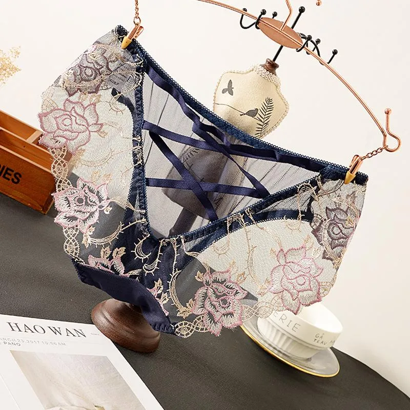 Crossed Webbing Floral Embroidered Lace Gynecological Panties