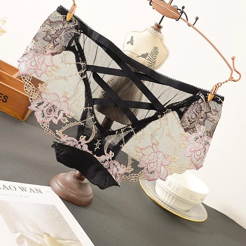 Crossed Webbing Floral Embroidered Lace Gynecological Panties