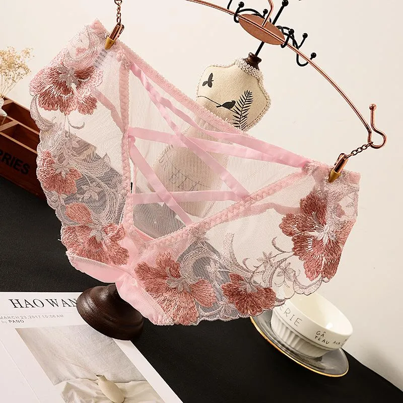 Crossed Webbing Floral Embroidered Lace Gynecological Panties