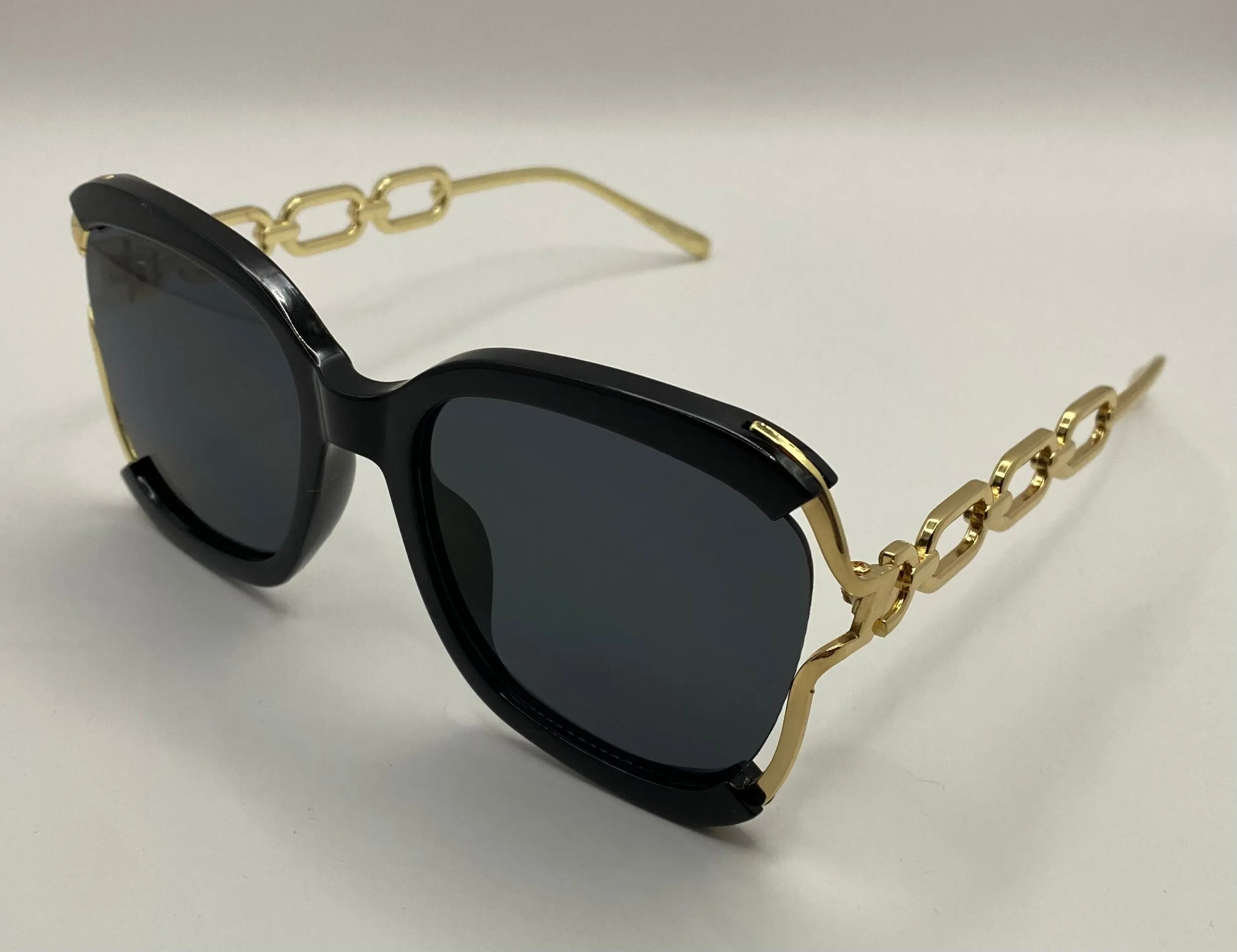 DARA | Black | Gold Accent | Smokey Brown Lens