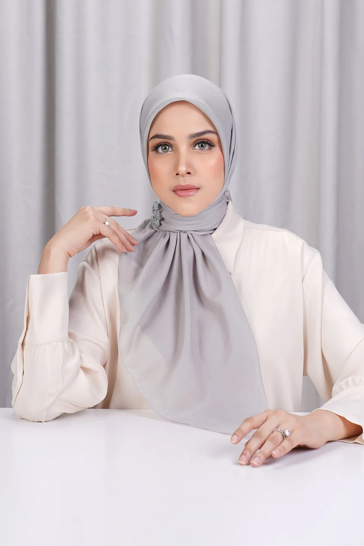 Everyday Scarf - Shadow Gray