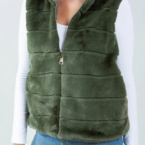 Mallory Faux Fur Vest | Green