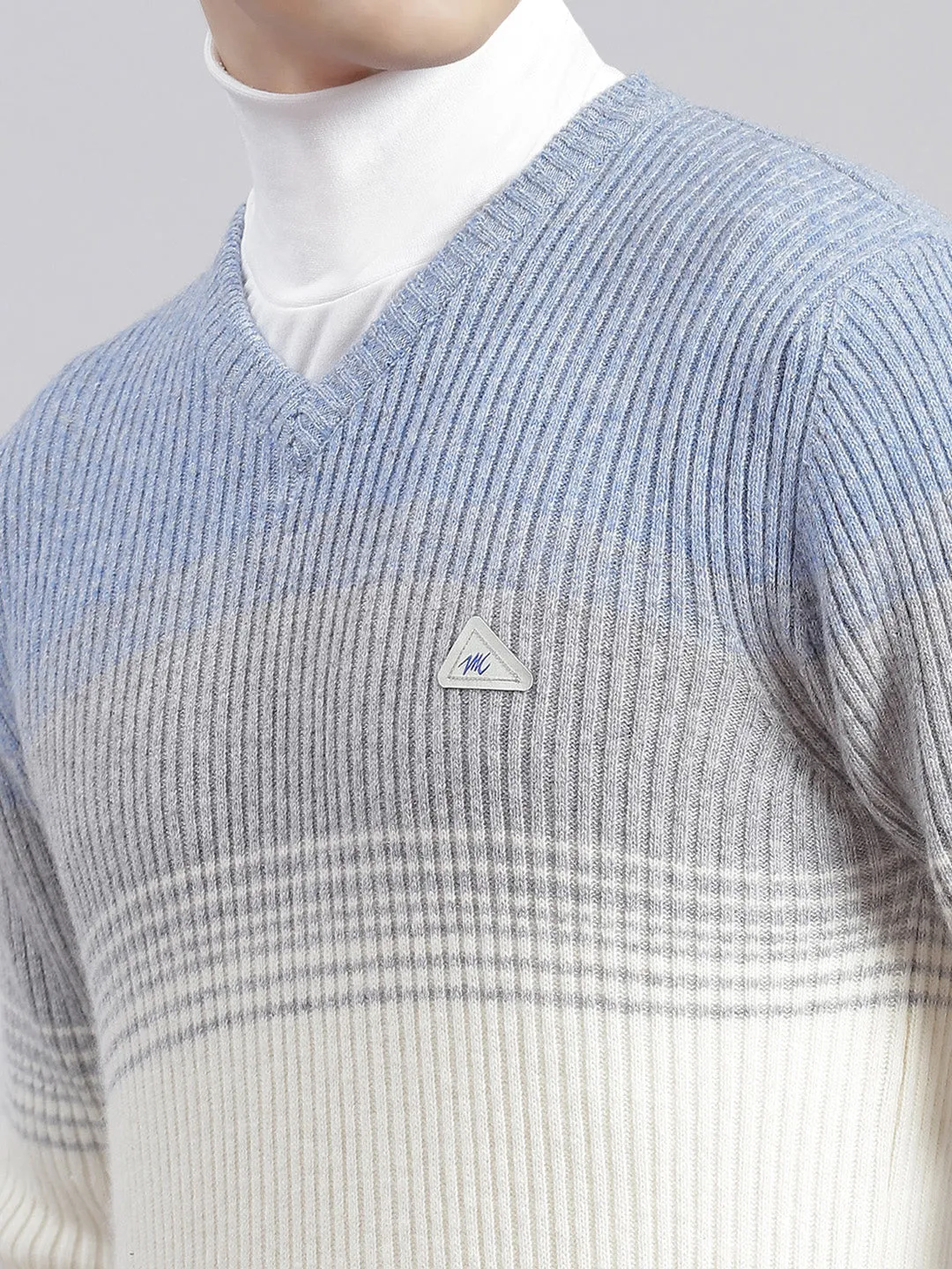 Men Grey Stripe V Neck Full Sleeve Sweaters/Pullovers