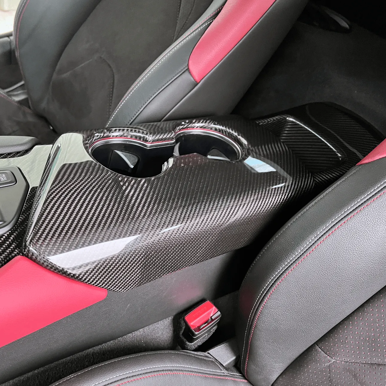 Rexpeed Dry Carbon Fiber Armrest/Cup Holder (MK5 Supra)