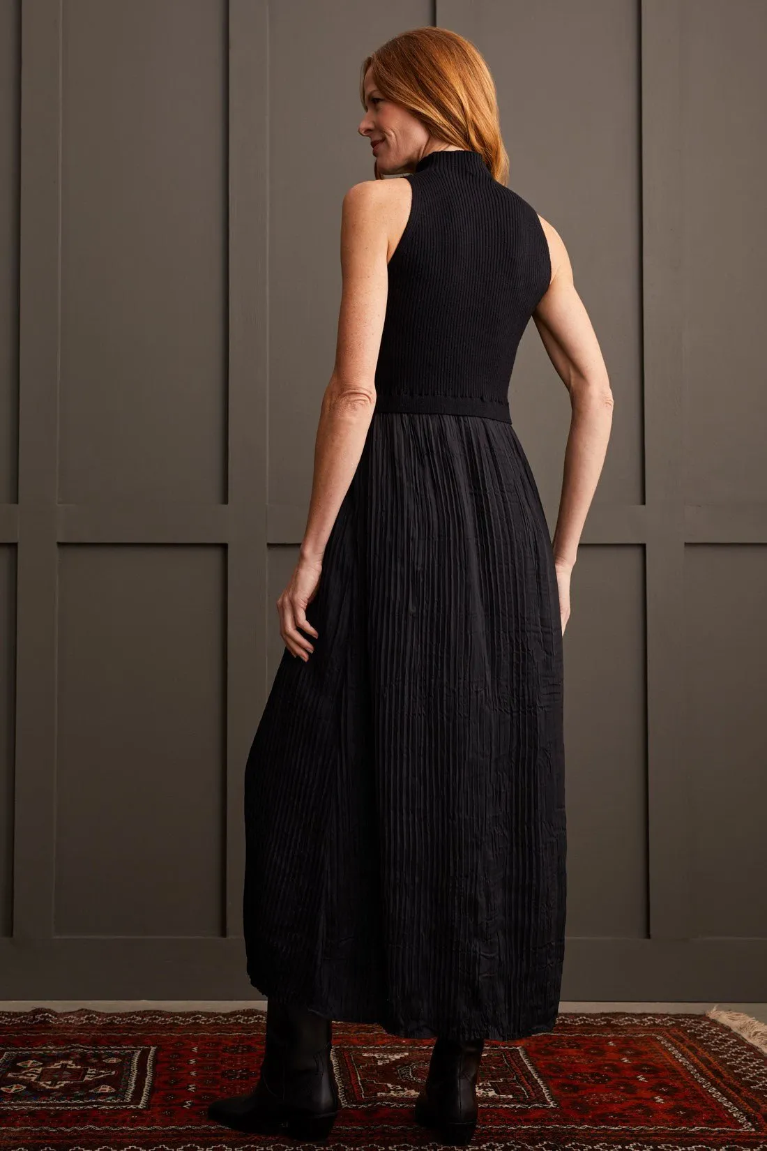 Sleeveless Maxi Dress