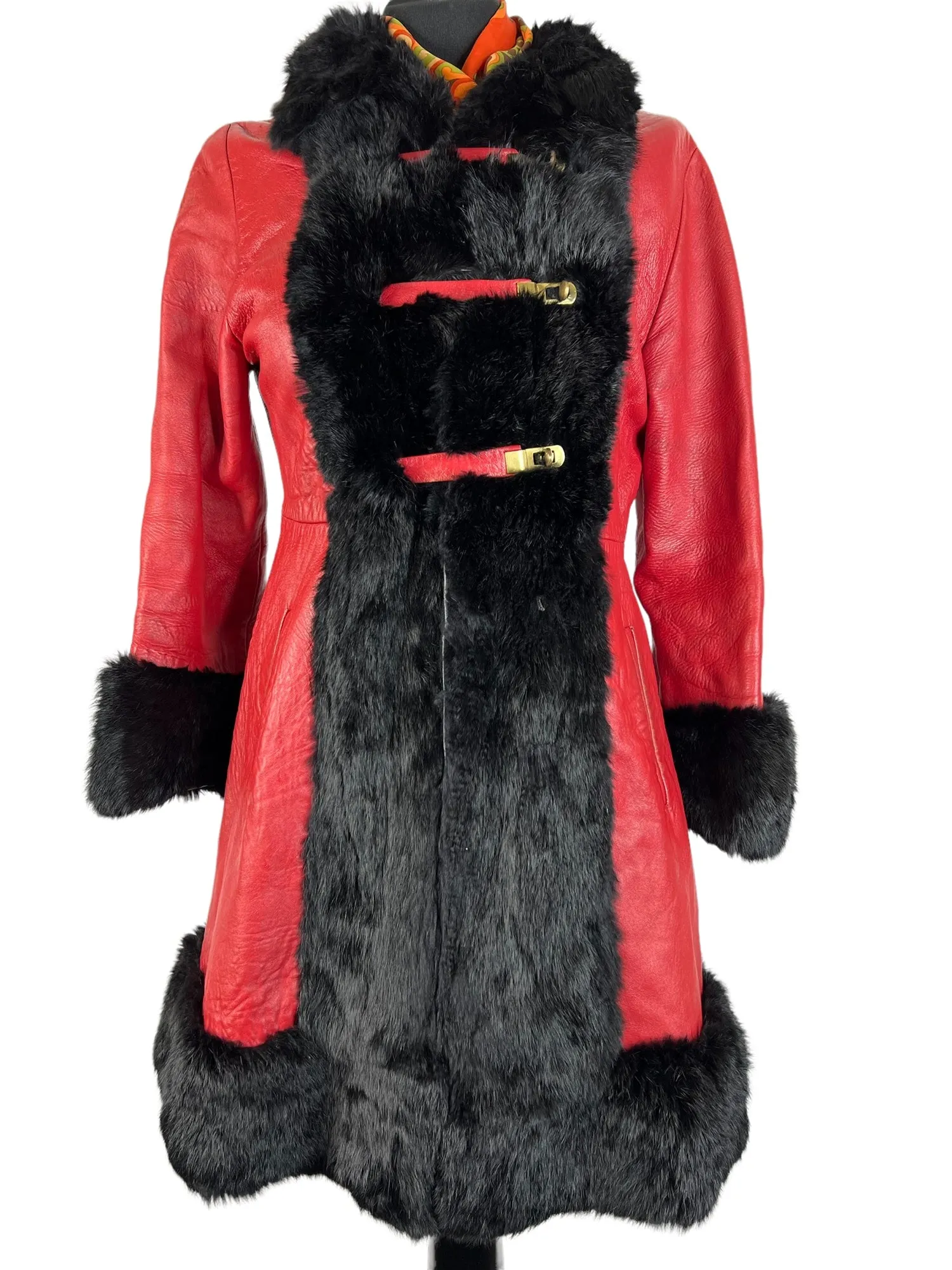 Vintage 1970s Leather Coney Fur Trim Twist Lock Coat in Red - Size UK 10