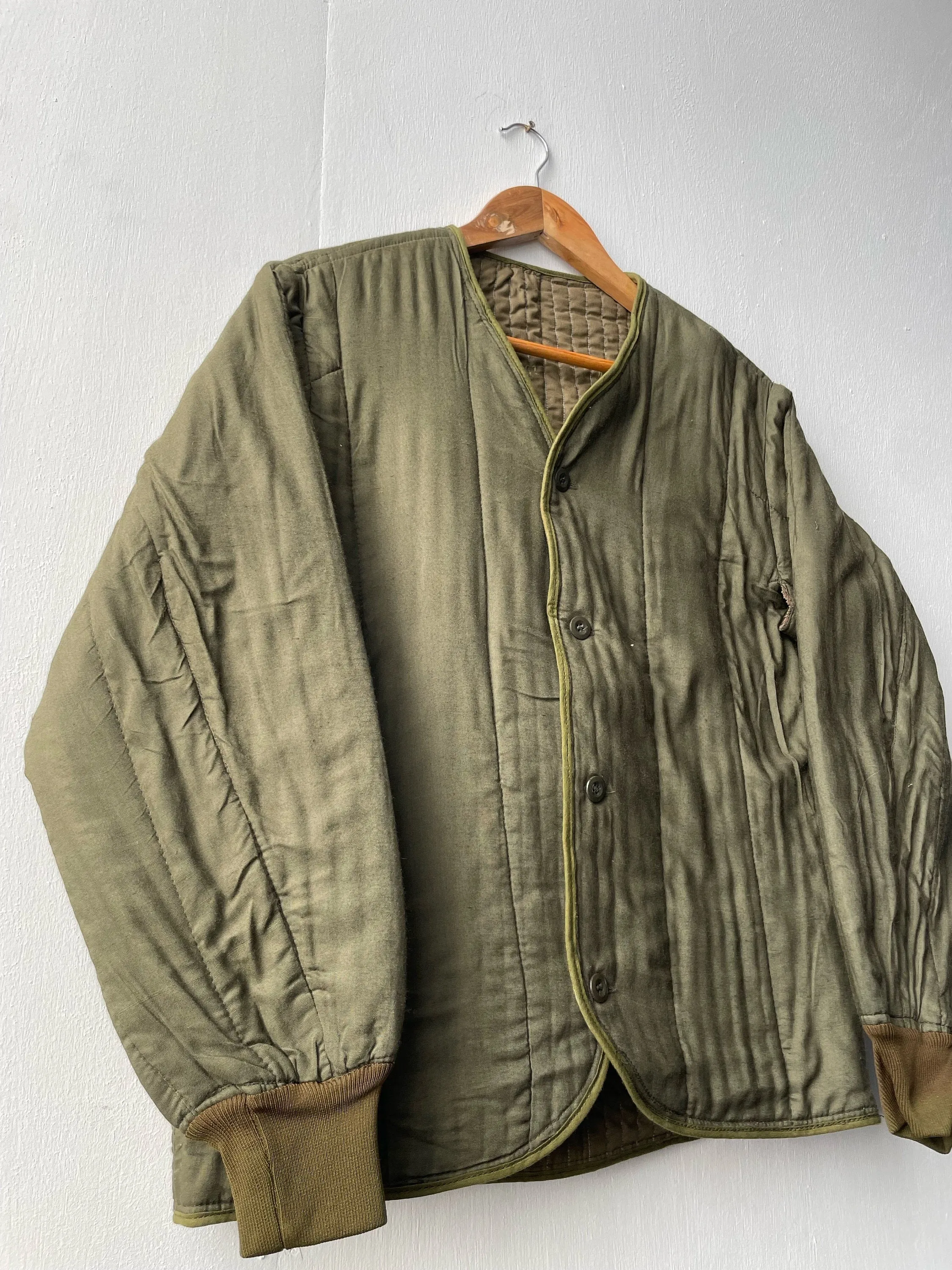 Vintage Cotton Quilted V-Neck Liner