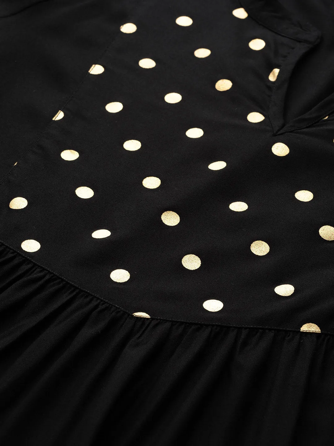 Women Black Foil Print Yoke Gathered Liva Kurta