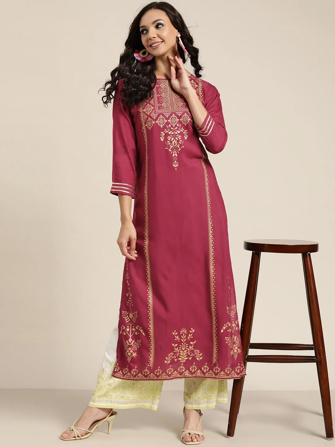 Women Burgundy Foil Print Liva Kurta