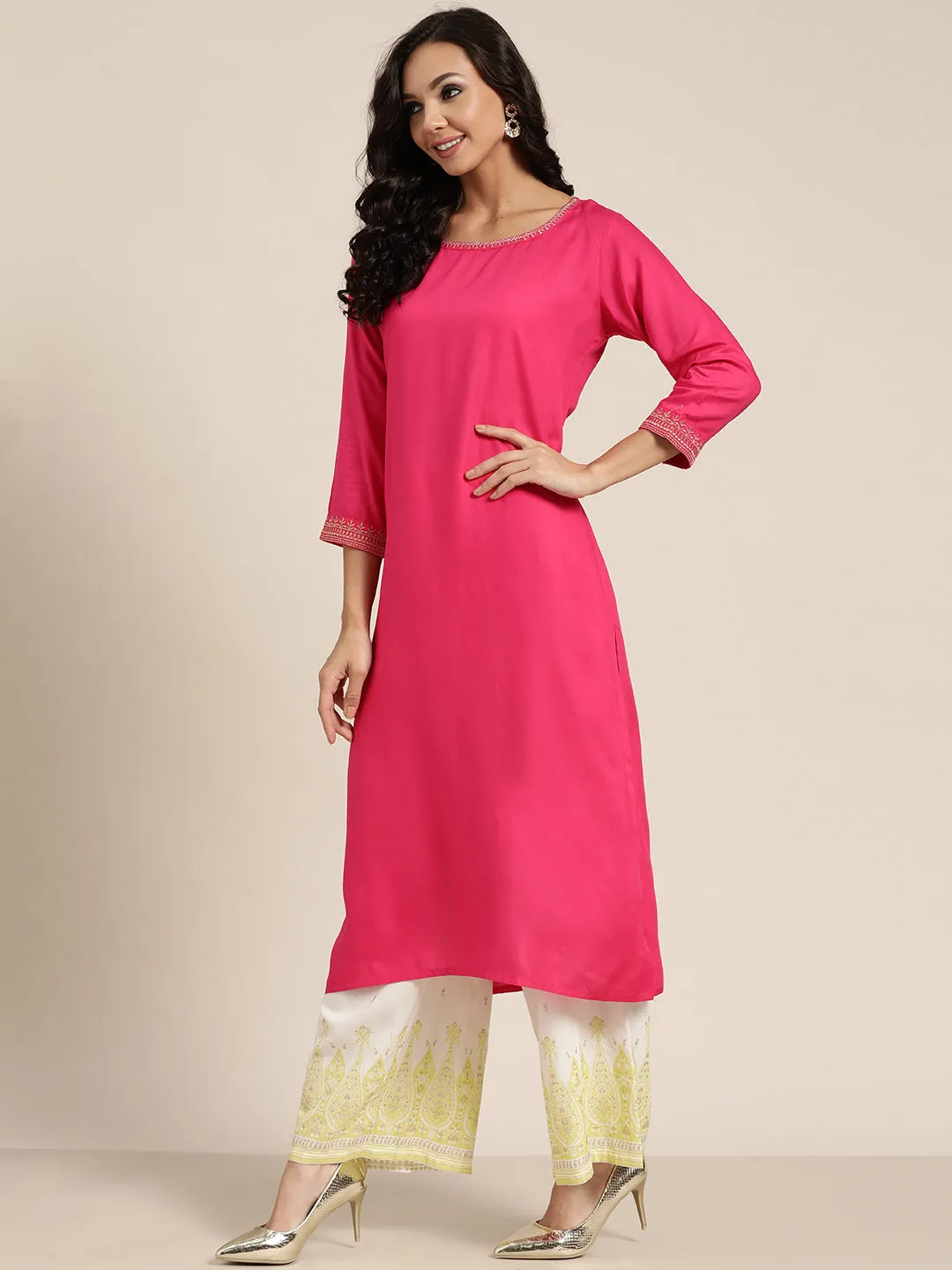 Women Fuchsia Zari Embroidered Liva Kurta