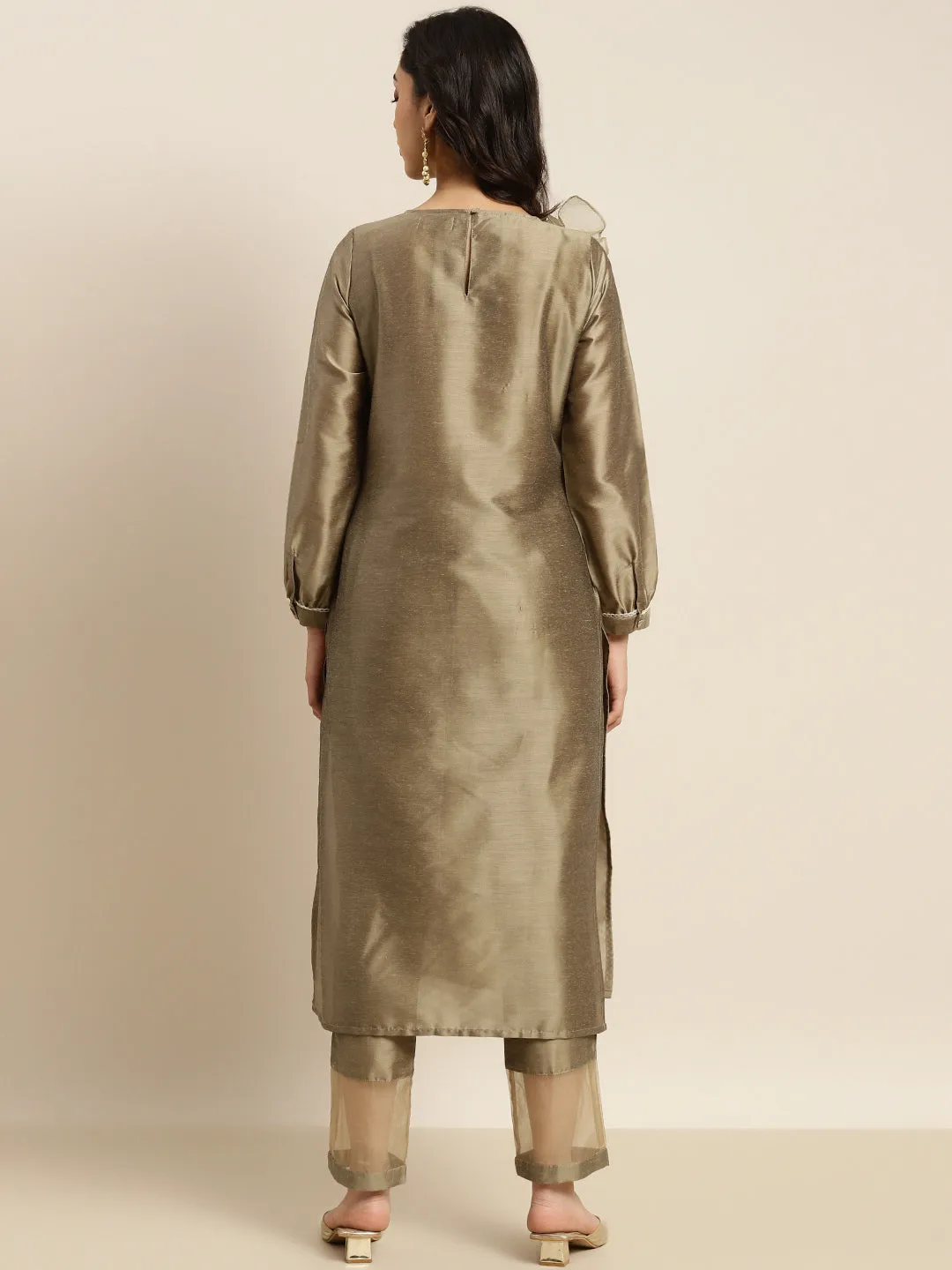 Women Grey Organza Ruffle Dupatta Straight Kurta
