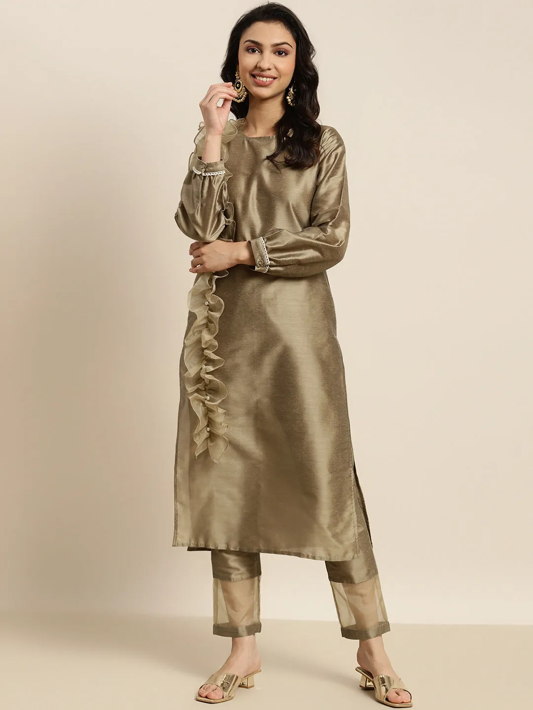 Women Grey Organza Ruffle Dupatta Straight Kurta