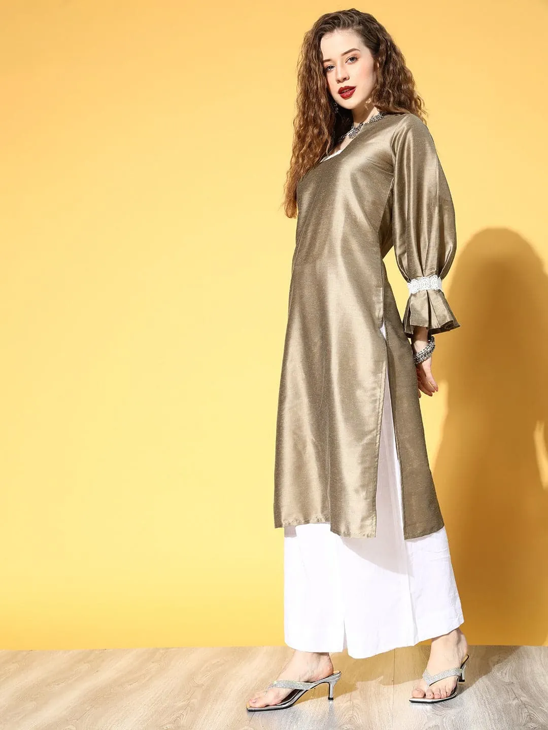 Women Grey Pleated Sleeve Detail Lace Kurta