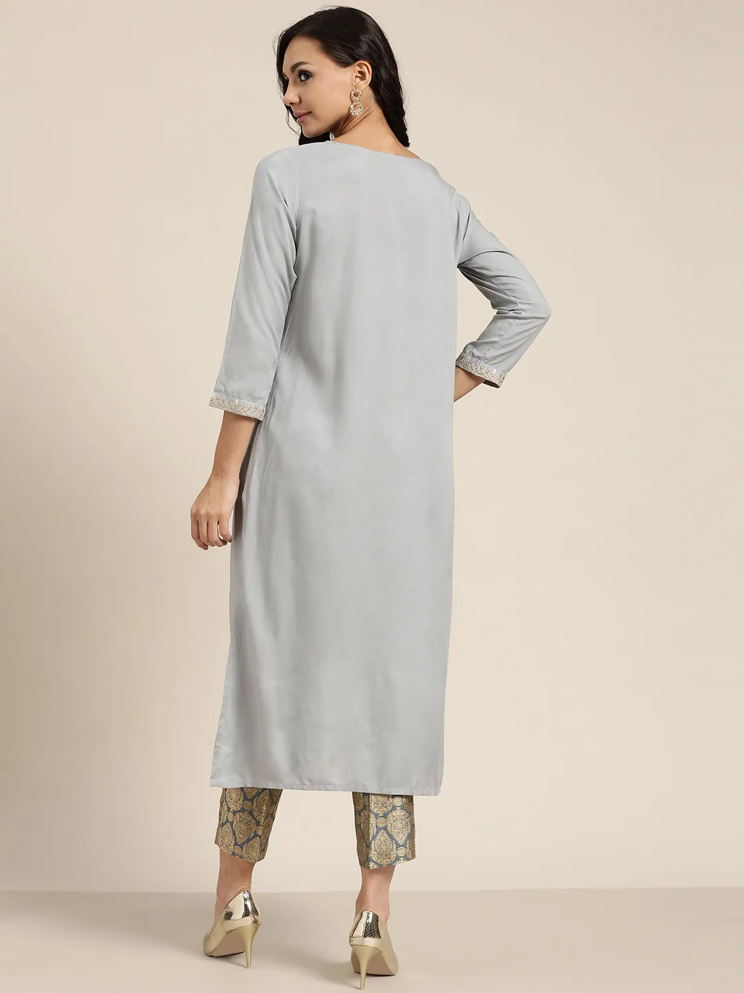 Women Grey Zari Embroidered Liva Kurta